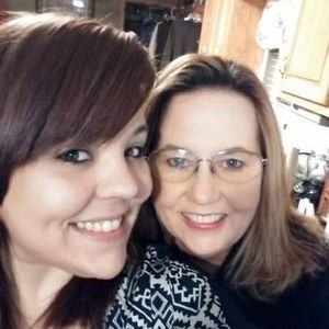 Meet your Posher, Traci